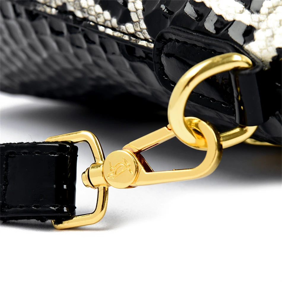 Bolsa Pythonia de Ombro e Crossbody Feminina