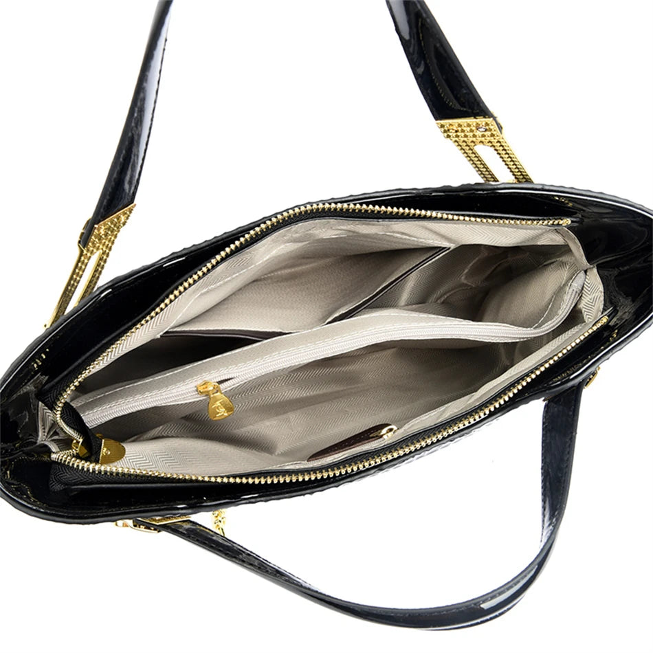 Bolsa Pythonia de Ombro e Crossbody Feminina
