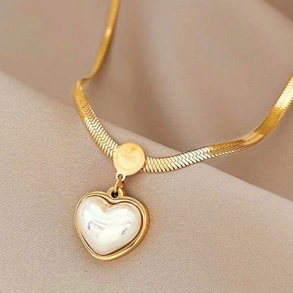 Colar Corazon Pingente em Pérola