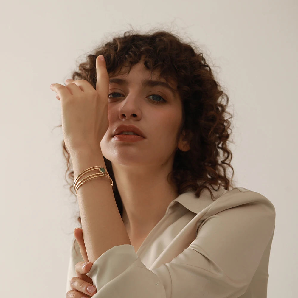 Pulseira Verdah com Pedra Verde e Banhada a Ouro