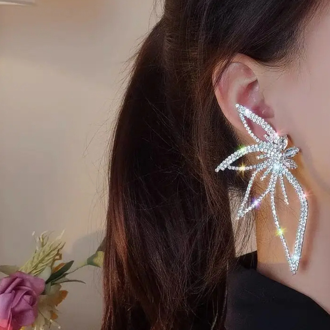 Brinco Zirconia em Flor Elegante