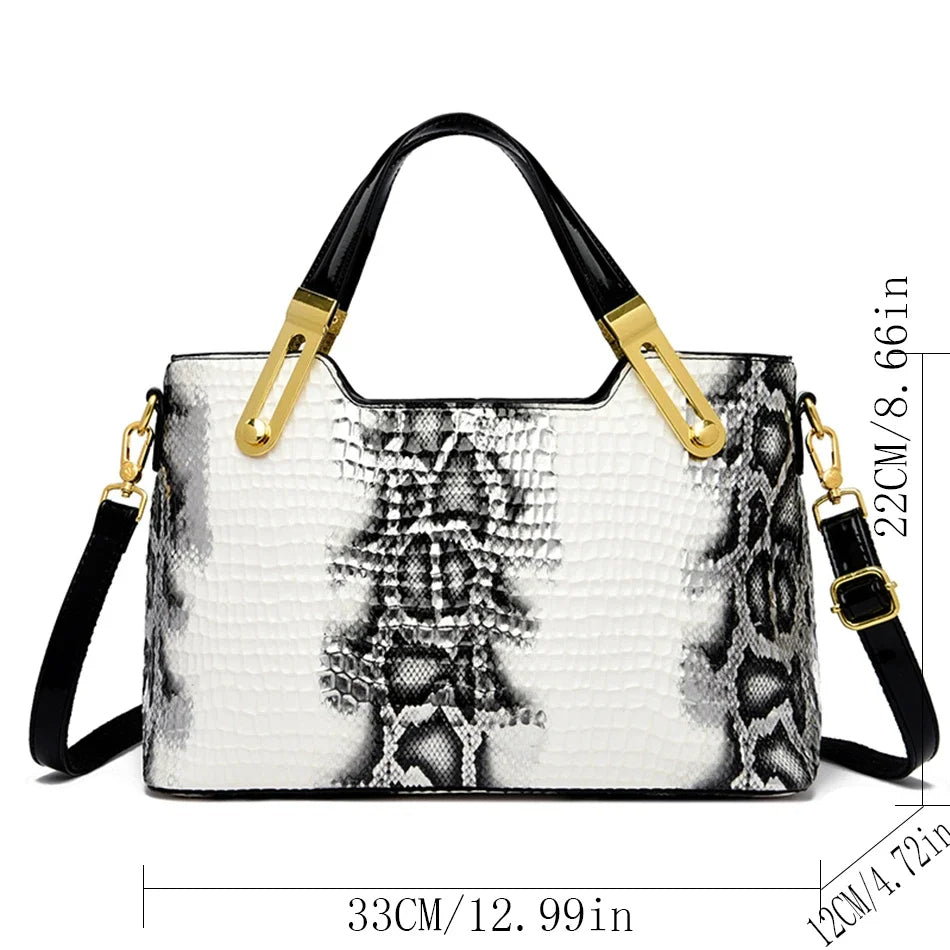 Bolsa Pythonia de Ombro e Crossbody Feminina